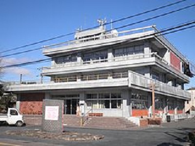 skr_20141127_04_240px-Shigaraki_government_office.JPG